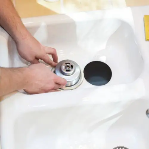 Garbage-Disposal-Installation-Tres